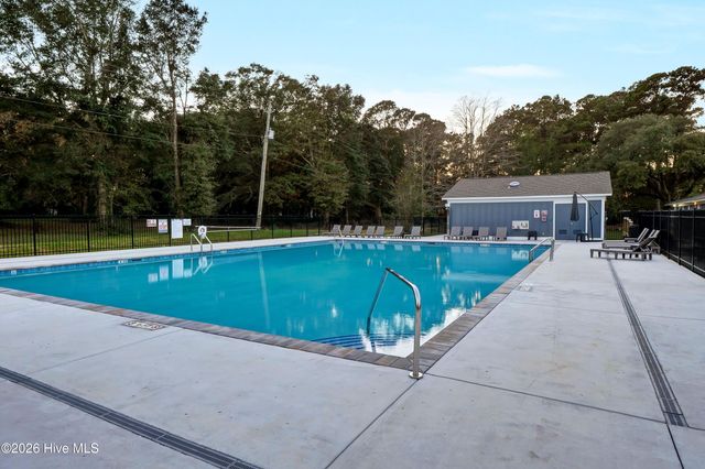 300 The Cape Boulevard Apt 101b, Wilmington, NC 28412
