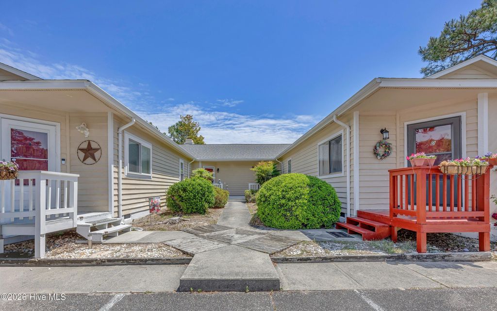 300 The Cape Boulevard Apt 101b, Wilmington, NC 28412