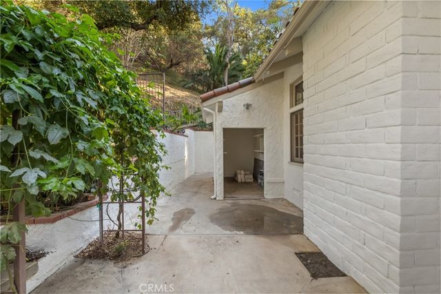 16 Hidden Valley Road, Monrovia, CA 91016