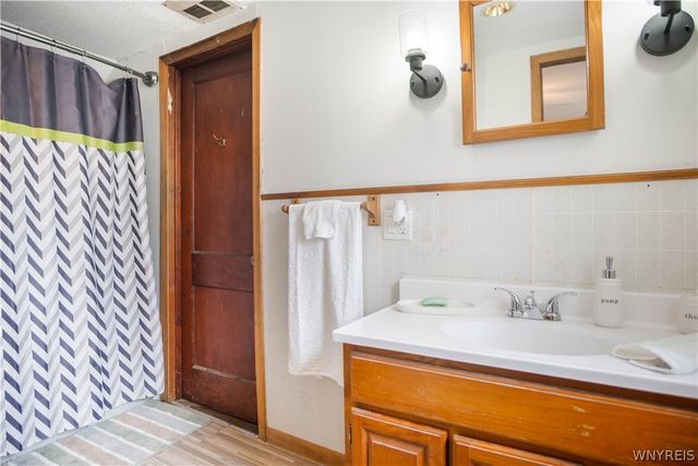 445 North Ogden Street, Buffalo, NY 14212