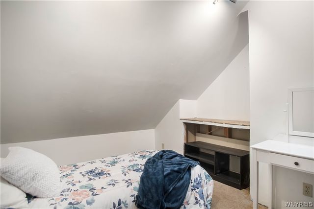 445 North Ogden Street, Buffalo, NY 14212