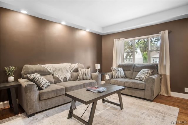 445 North Ogden Street, Buffalo, NY 14212