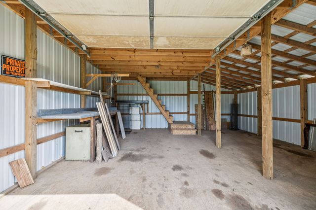 2075 Ussery Ln, Clarksville, TN 37040