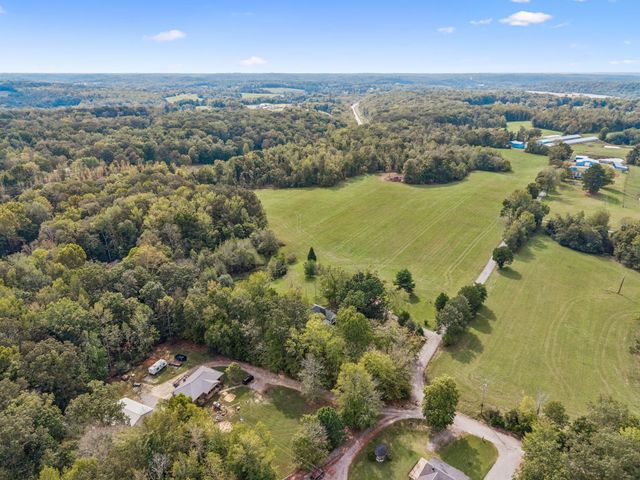 2075 Ussery Ln, Clarksville, TN 37040