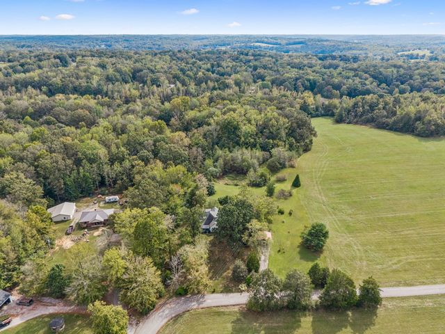 2075 Ussery Ln, Clarksville, TN 37040