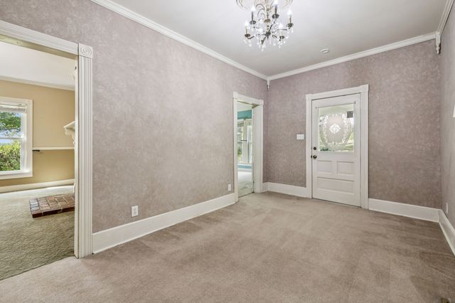 2075 Ussery Ln, Clarksville, TN 37040