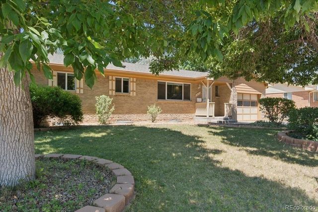 1477 S Brentwood Street, Lakewood, CO 80232