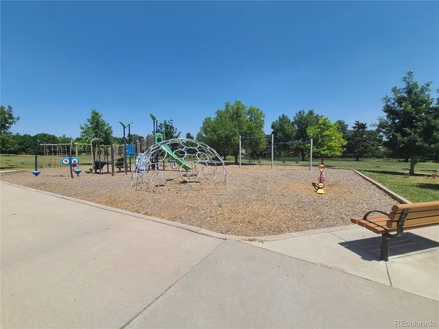 1477 S Brentwood Street, Lakewood, CO 80232