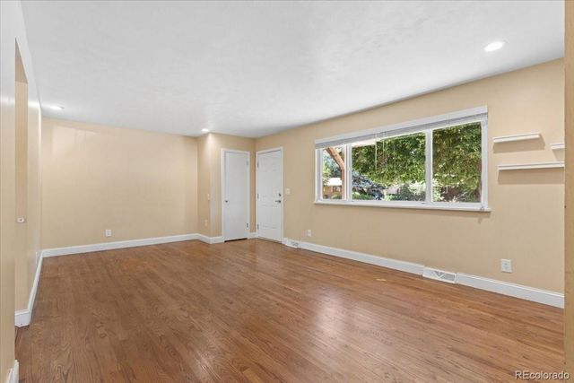 1477 S Brentwood Street, Lakewood, CO 80232