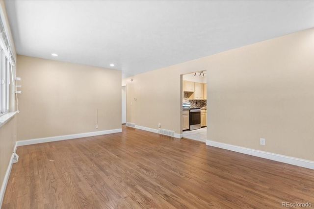 1477 S Brentwood Street, Lakewood, CO 80232