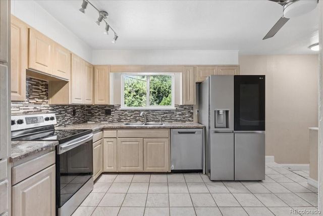 1477 S Brentwood Street, Lakewood, CO 80232