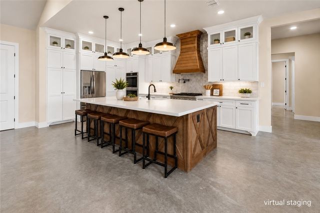 1056 Glenoak Dr, Corpus Christi, TX 78418