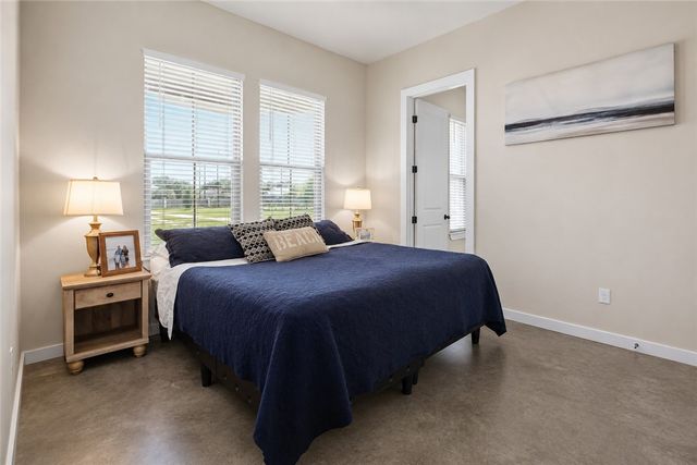1056 Glenoak Dr, Corpus Christi, TX 78418