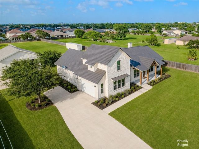 1056 Glenoak Dr, Corpus Christi, TX 78418