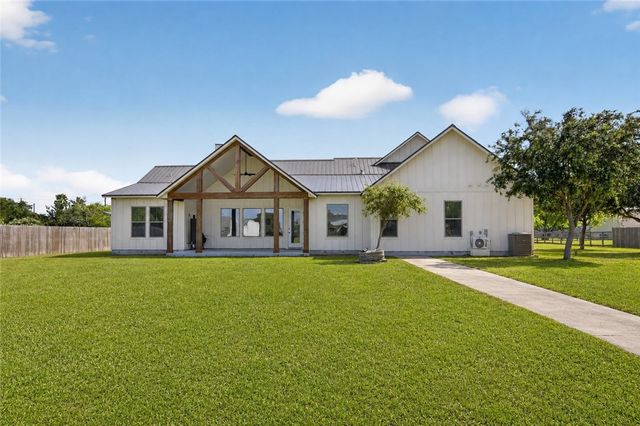 1056 Glenoak Dr, Corpus Christi, TX 78418
