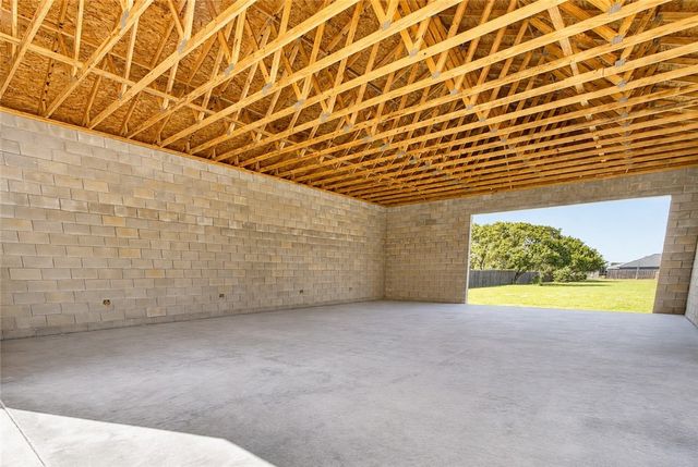 1056 Glenoak Dr, Corpus Christi, TX 78418
