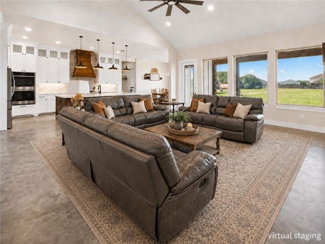 1056 Glenoak Dr, Corpus Christi, TX 78418