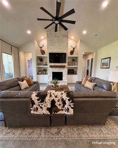 1056 Glenoak Dr, Corpus Christi, TX 78418