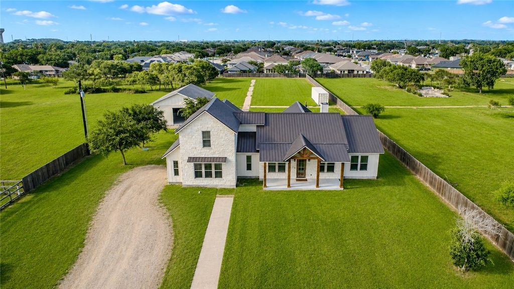 1056 Glenoak Dr, Corpus Christi, TX 78418 — photo 5