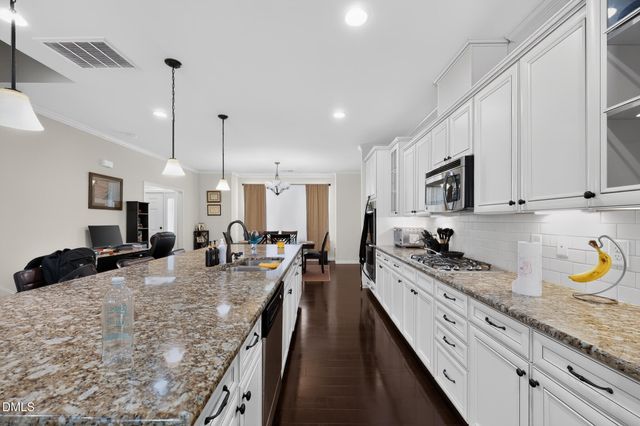 122 Spring Pine Lane, Holly Springs, NC 27540