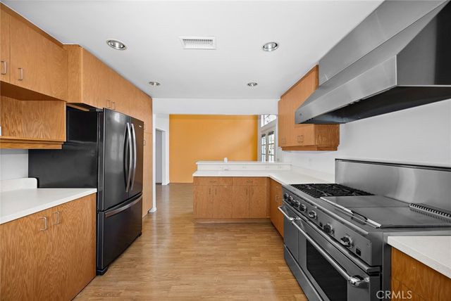 11151 Wagner, Culver City, CA 90230