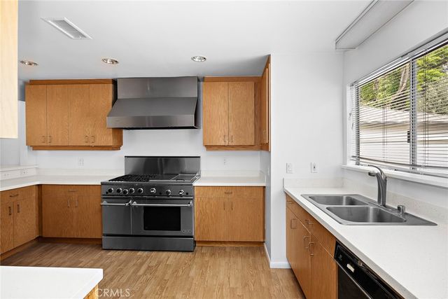 11151 Wagner, Culver City, CA 90230