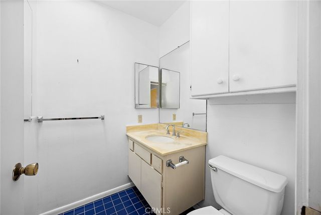 11151 Wagner, Culver City, CA 90230