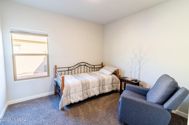 8874 W Red Spike Ice Drive, Marana, AZ 85653