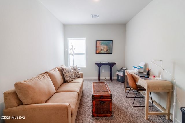 8874 W Red Spike Ice Drive, Marana, AZ 85653