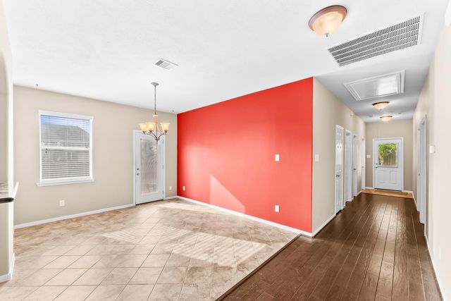 9603 Indian Trail, Mont Belvieu, TX 77523