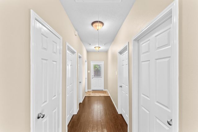 9603 Indian Trail, Mont Belvieu, TX 77523