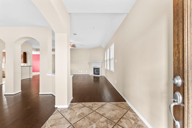 9603 Indian Trail, Mont Belvieu, TX 77523