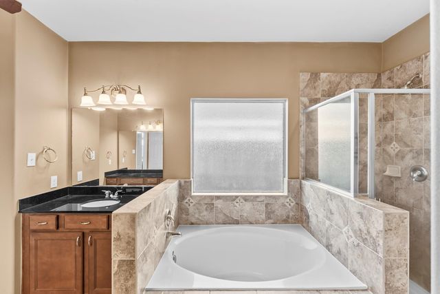 9603 Indian Trail, Mont Belvieu, TX 77523