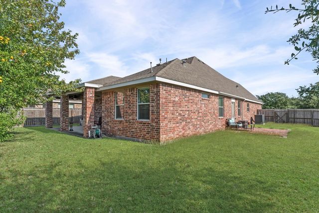 9603 Indian Trail, Mont Belvieu, TX 77523