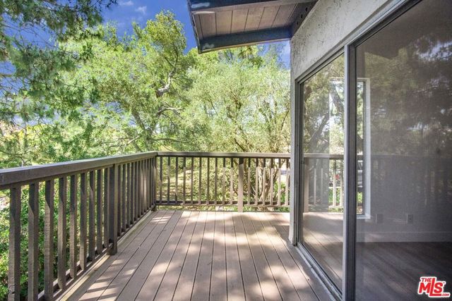 8 Aspen Way, Rolling Hills Estates, CA 90274