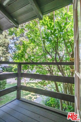 8 Aspen Way, Rolling Hills Estates, CA 90274