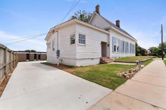 2020 S Main Street, Little Rock, AR 72206