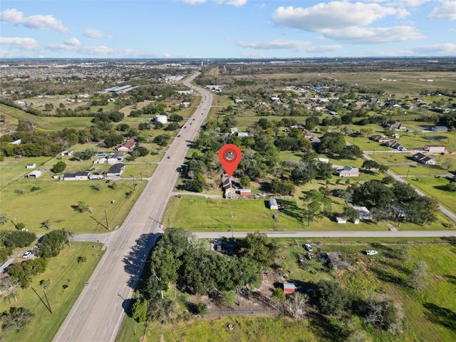 11029 Fm-1764, Santa Fe, TX 77510