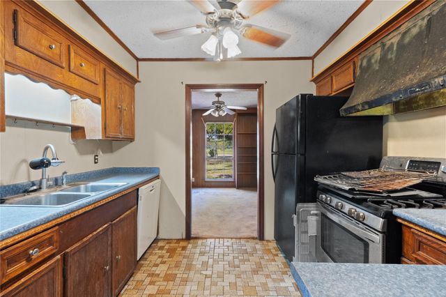 11029 Fm-1764, Santa Fe, TX 77510