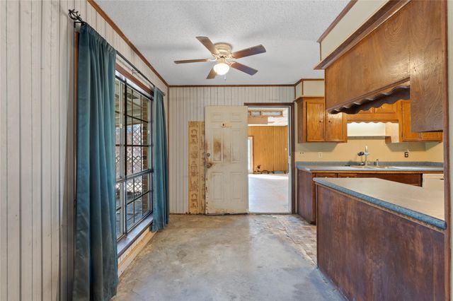 11029 Fm-1764, Santa Fe, TX 77510