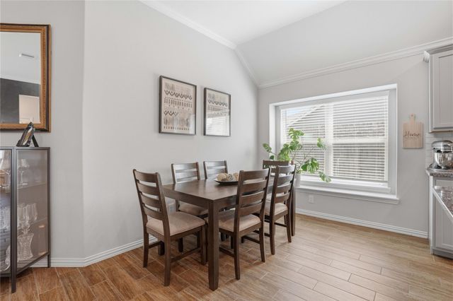 9218 Regan Way, Mont Belvieu, TX 77523