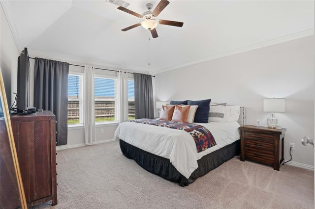 9218 Regan Way, Mont Belvieu, TX 77523