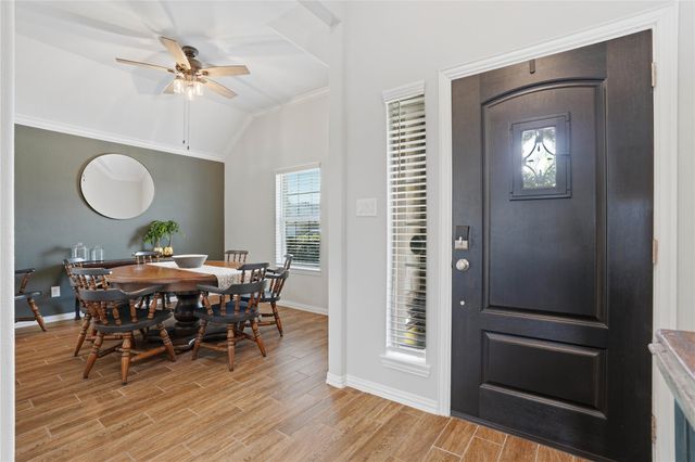 9218 Regan Way, Mont Belvieu, TX 77523