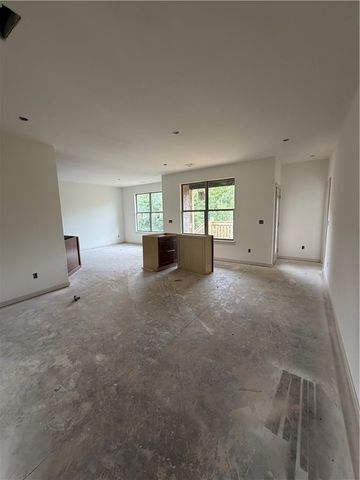 303 W Hondo Street, Siloam Springs, AR 72761