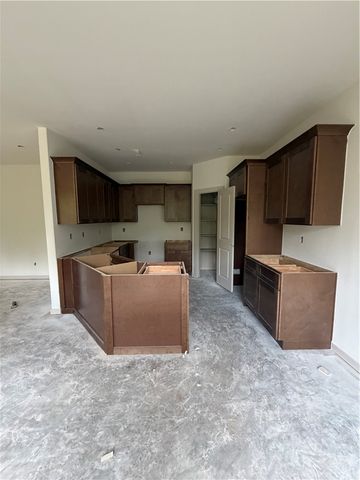 303 W Hondo Street, Siloam Springs, AR 72761