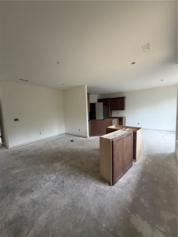 303 W Hondo Street, Siloam Springs, AR 72761