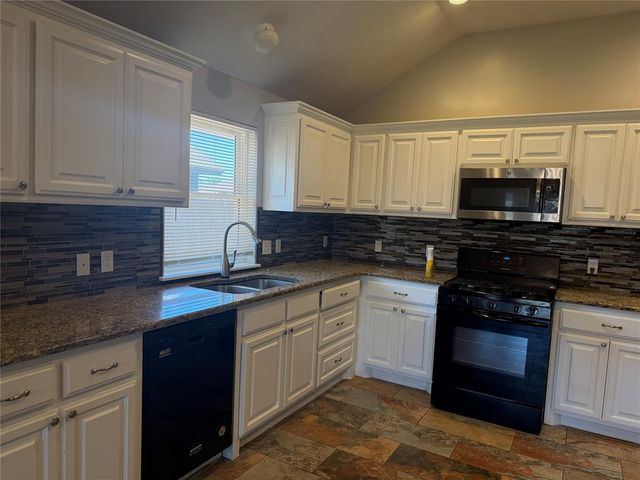 2732 SE 90Th Street, Moore, OK 73160