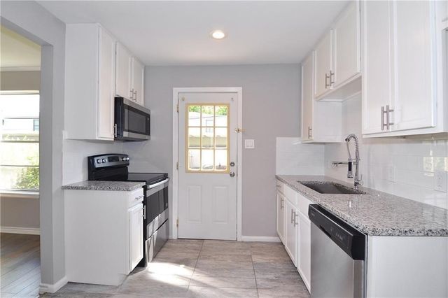 4945 N Hall Street F-4945, Dallas, TX 75235