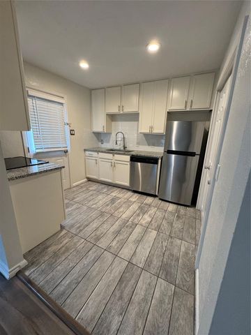 4945 N Hall Street F-4945, Dallas, TX 75235