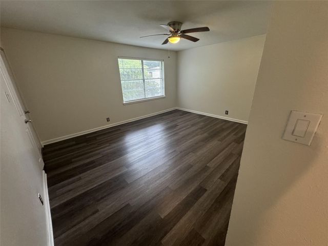4945 N Hall Street F-4945, Dallas, TX 75235